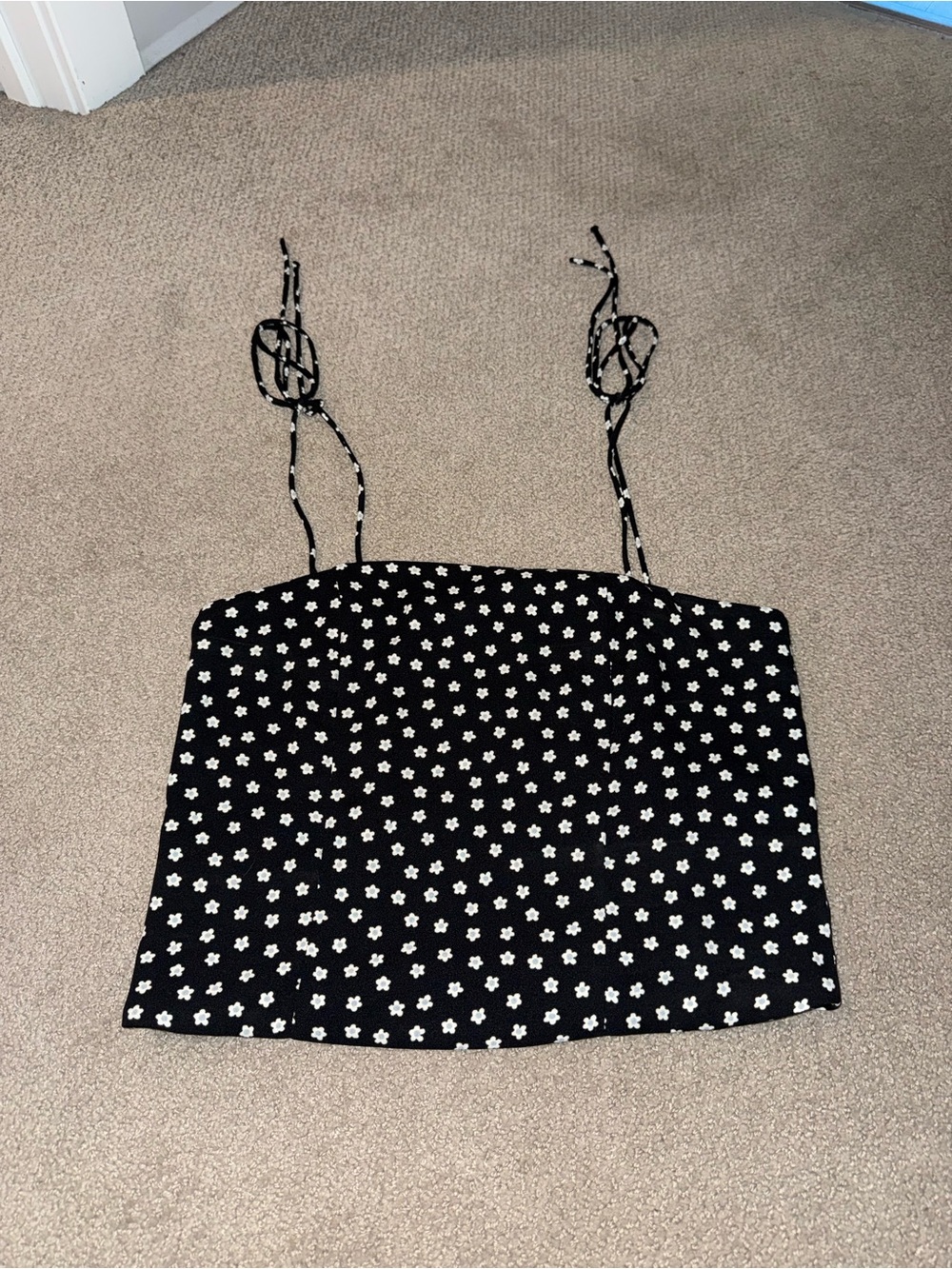 Levi’s Daisy Print Tie-Strap Top